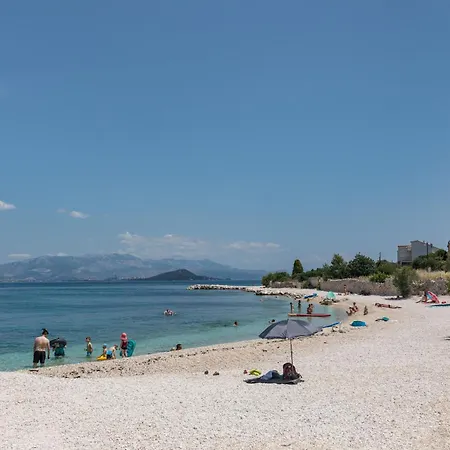 Διαμέρισμα Marina *