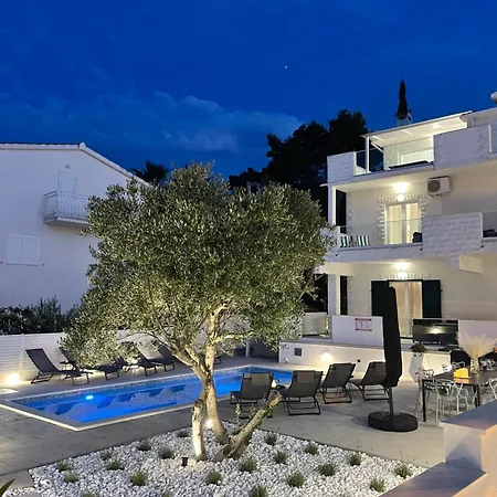 Apartman Marina *