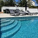 Marina Apartment *