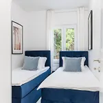 Marina Apartment *
