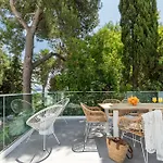 Marina Apartment *