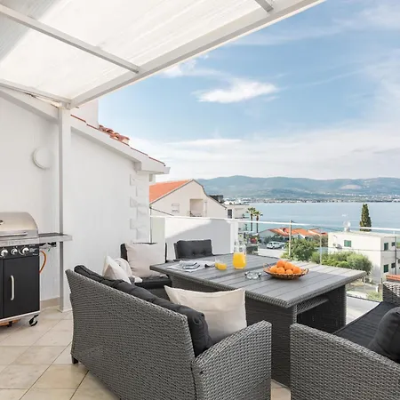 Marina Apartment