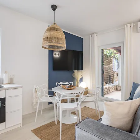 Marina Apartment