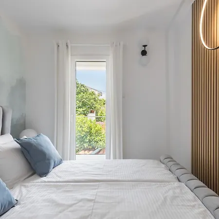 Apartment Marina *